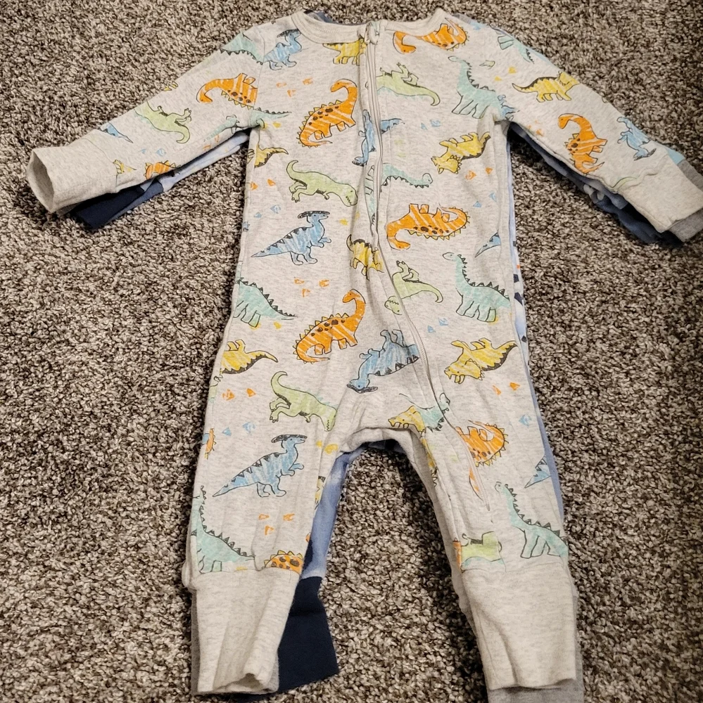 6 Zippered Rompers - Picture 7 of 11